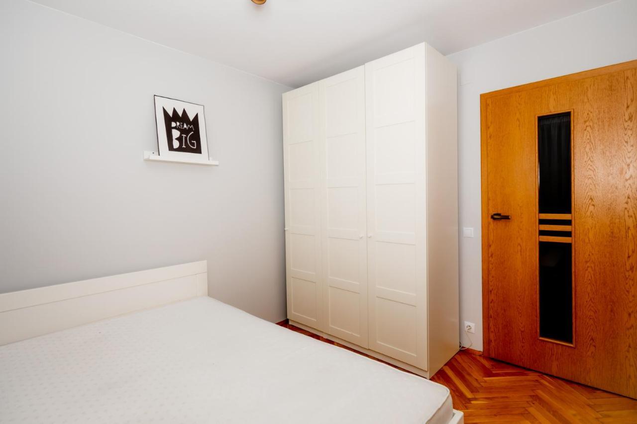 V3 Ordona 20A Apartment คาโตวีตเซ ภายนอก รูปภาพ